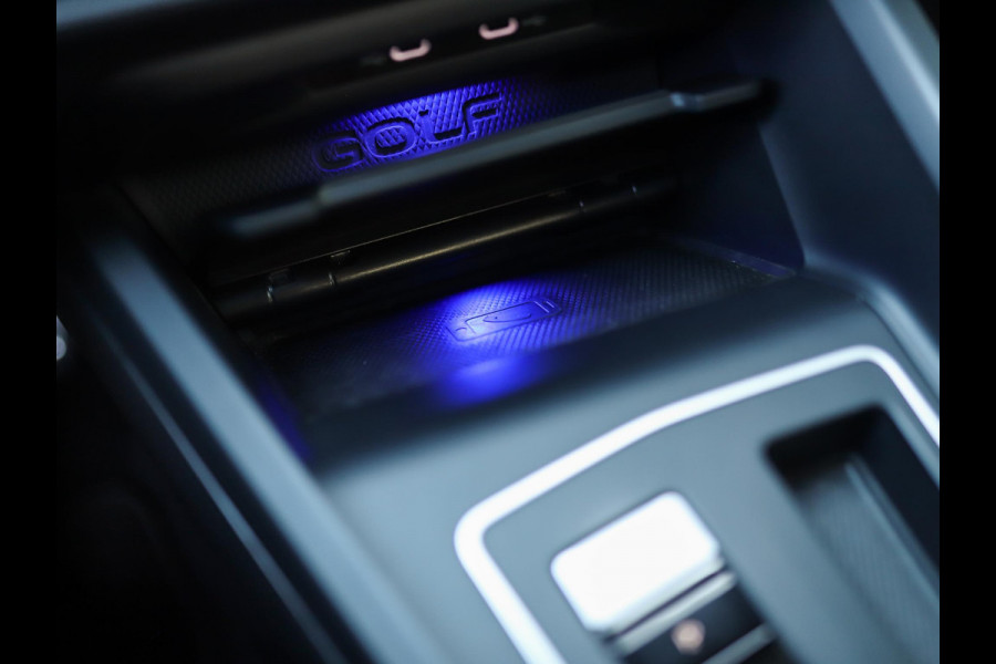 Volkswagen Golf 2.0 TSI GTI IQ-Light | Camera | Stuur/Stoelverw. | ACC