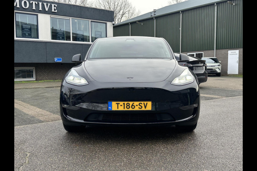 Tesla Model Y Long Range AWD 75 kWh VAN: €40.900,- VOOR: €38.770,- UW EINDEJAARSVOORDEEL: €2.130,- | AFN. TREKHAAK| RIJKLAARPRIJS INCL. TESLA GARANTIE t/m 08-2027/80.000km accu en aandrijflijn t/m 08-2031/192.000km|  20 INCH!| AUTOPILOT|