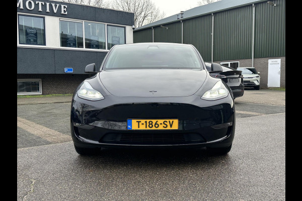 Tesla Model Y Long Range AWD 75 kWh VAN: €40.900,- VOOR: €38.770,- UW EINDEJAARSVOORDEEL: €2.130,- | AFN. TREKHAAK| RIJKLAARPRIJS INCL. TESLA GARANTIE t/m 08-2027/80.000km accu en aandrijflijn t/m 08-2031/192.000km|  20 INCH!| AUTOPILOT|