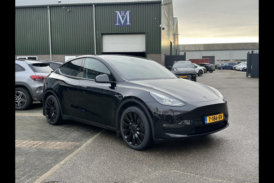 Tesla Model Y Long Range AWD 75 kWh VAN: €40.900,- VOOR: €38.770,- UW EINDEJAARSVOORDEEL: €2.130,- | AFN. TREKHAAK| RIJKLAARPRIJS INCL. TESLA GARANTIE t/m 08-2027/80.000km accu en aandrijflijn t/m 08-2031/192.000km|  20 INCH!| AUTOPILOT|