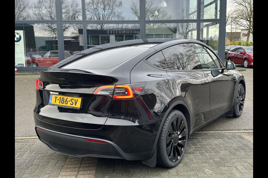 Tesla Model Y Long Range AWD 75 kWh VAN: €40.900,- VOOR: €38.770,- UW EINDEJAARSVOORDEEL: €2.130,- | AFN. TREKHAAK| RIJKLAARPRIJS INCL. TESLA GARANTIE t/m 08-2027/80.000km accu en aandrijflijn t/m 08-2031/192.000km|  20 INCH!| AUTOPILOT|