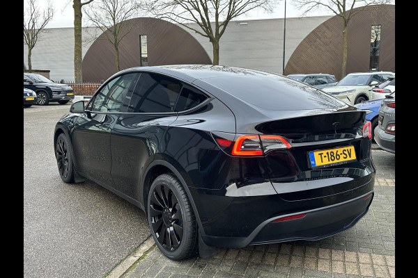Tesla Model Y Long Range AWD 75 kWh VAN: €40.900,- VOOR: €38.770,- UW EINDEJAARSVOORDEEL: €2.130,- | AFN. TREKHAAK| RIJKLAARPRIJS INCL. TESLA GARANTIE t/m 08-2027/80.000km accu en aandrijflijn t/m 08-2031/192.000km|  20 INCH!| AUTOPILOT|