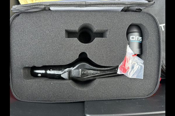 Tesla Model Y Long Range AWD 75 kWh VAN: €40.900,- VOOR: €38.770,- UW EINDEJAARSVOORDEEL: €2.130,- | AFN. TREKHAAK| RIJKLAARPRIJS INCL. TESLA GARANTIE t/m 08-2027/80.000km accu en aandrijflijn t/m 08-2031/192.000km|  20 INCH!| AUTOPILOT|