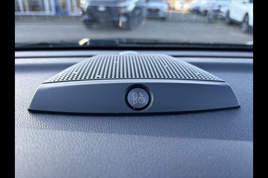 Ford Puma 1.0 EcoBoost Hybrid ST-Line X 125pk | Afneembare Trekhaak | Panoramadak | Winterpack | Driver Assistance Pack |