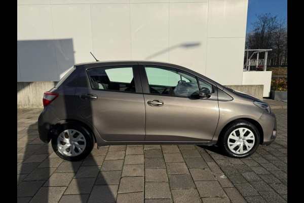 Toyota Yaris 1.0 VVT-i Aspiration Camera | 1ste eigenaar