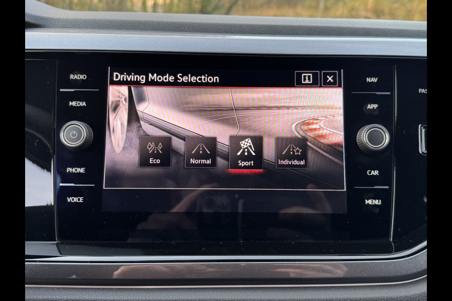 Volkswagen Polo 2.0 TSI 210PK GTI-SPORT VIRTUAL/LED/CARPLAY