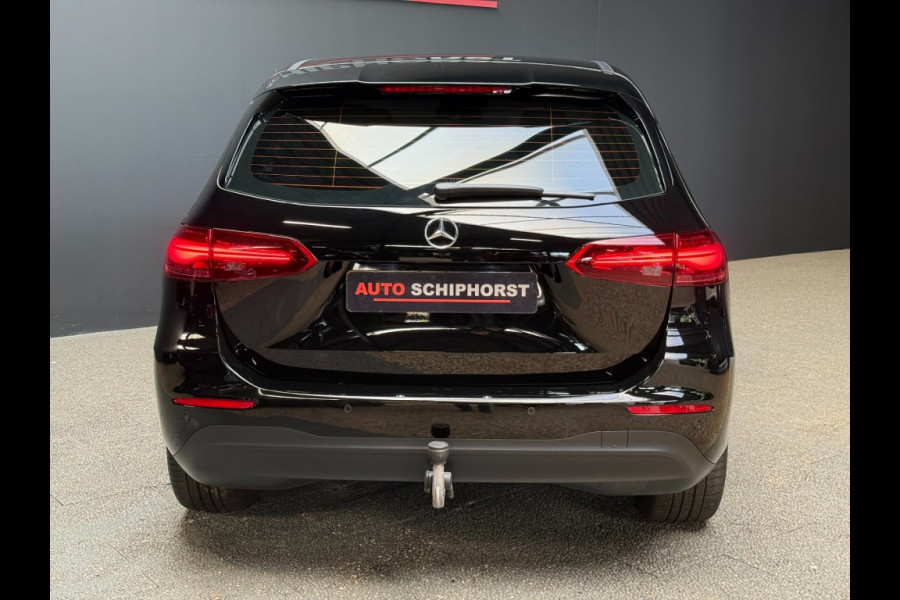 Mercedes-Benz B-Klasse 180 Star Edition Luxury Line 17 inch trekhaak camera