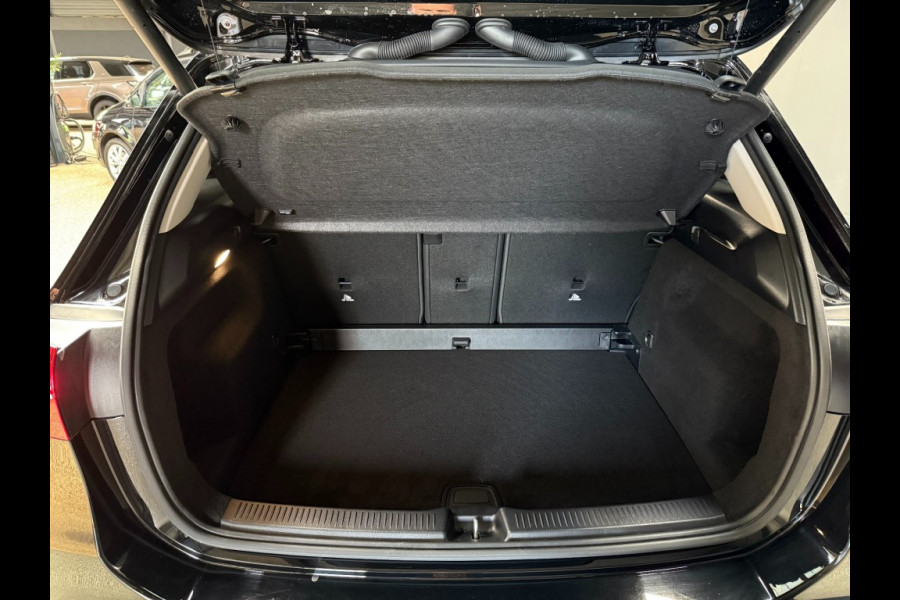 Mercedes-Benz B-Klasse 180 Star Edition Luxury Line 17 inch trekhaak camera