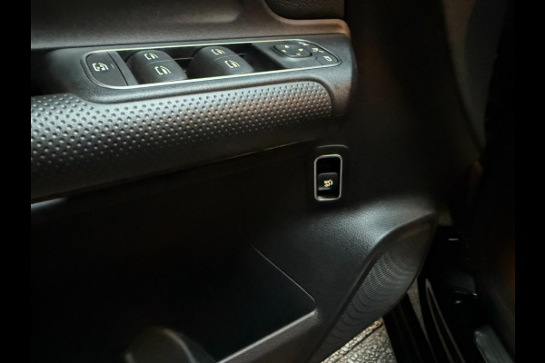 Mercedes-Benz B-Klasse 180 Star Edition Luxury Line 17 inch trekhaak camera