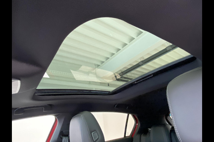 Opel Astra 1.6 TURBO Hybrid 180pk Level 4 (GS) Opel Astra 1.6 TURBO  Hybrid 180pk | Ultimate | Navigatie | Head-up Display | 360° Camera |  Panorama Schuif/kantel dak | Winter Pack | 7,4 kW boordlader |