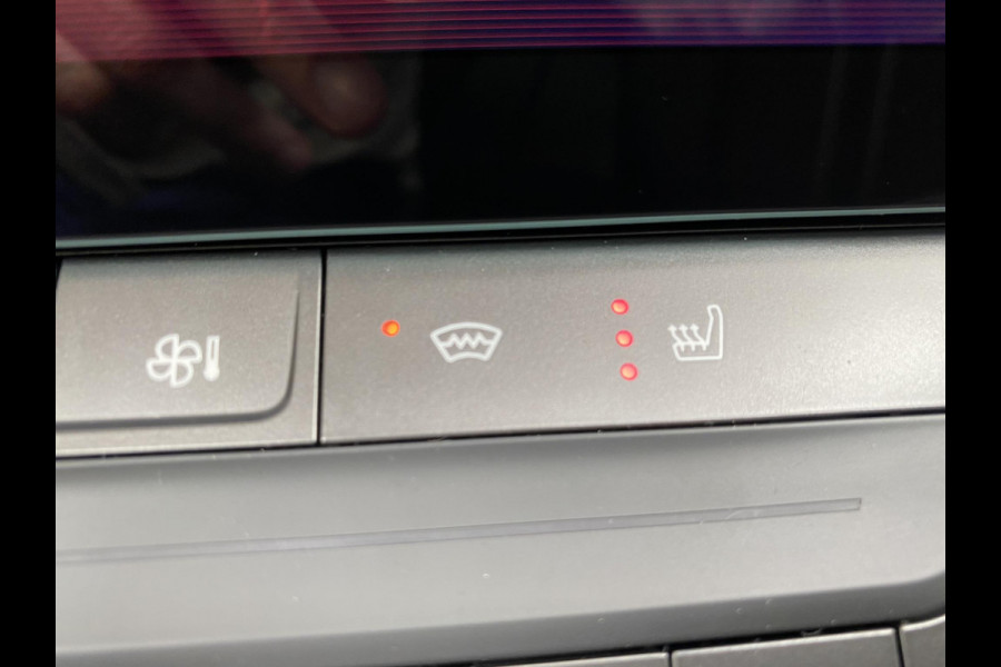 Opel Astra 1.6 TURBO Hybrid 180pk Level 4 (GS) Opel Astra 1.6 TURBO  Hybrid 180pk | Ultimate | Navigatie | Head-up Display | 360° Camera |  Panorama Schuif/kantel dak | Winter Pack | 7,4 kW boordlader |