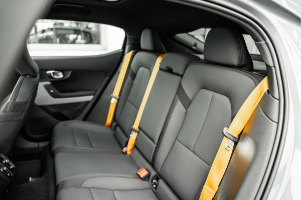 Polestar 2 Long Range Dual Motor Performance | SOH 92% | Pano | Brembo