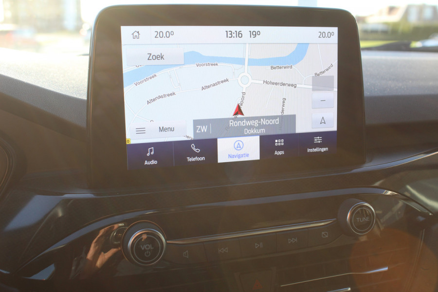 Ford Kuga 1.5 EcoBoost ST-Line X , 150pk , 1800kg Trekgewicht Climate control , Navigatie , Trekhaak , Cruise control , Bleutooth