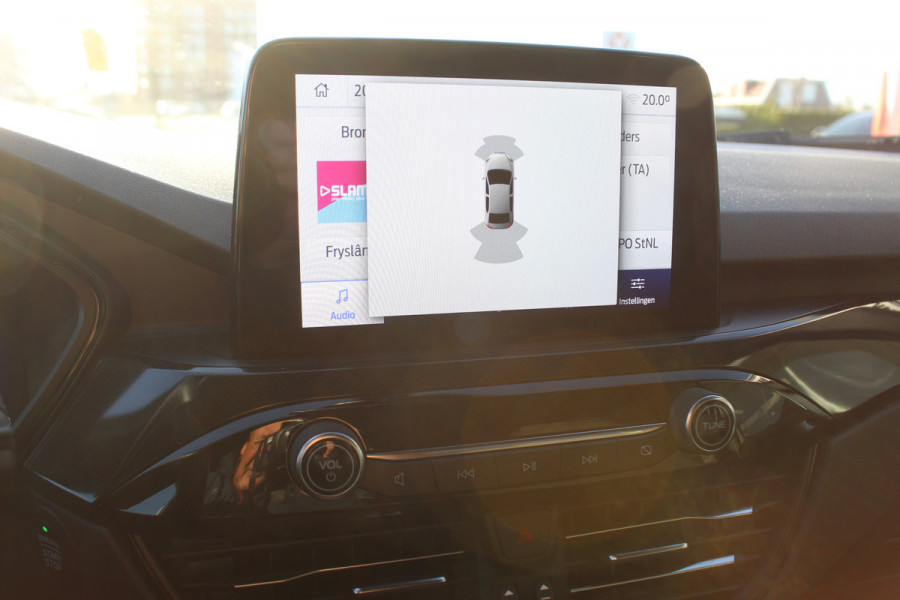 Ford Kuga 1.5 EcoBoost ST-Line X , 150pk , 1800kg Trekgewicht Climate control , Navigatie , Trekhaak , Cruise control , Bleutooth