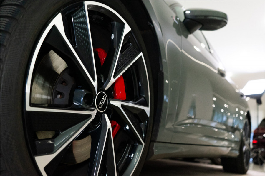 Audi A6 Avant C8 Facelift 55 TFSI e Quattro Pro Line S Comp. 367PK | 1E EIG NL AUTO+NAP | Pano | B&O | Matrix | Trekhaak | VOL! 12 MND G