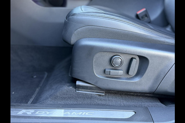 Land Rover Range Rover Evoque 1.5 P300e AWD R-Dynamic SE Black Style|Schuif/Kantel dak|Sfeer|Meridian|Memory|ACC|Winterpakket|Trekhaak