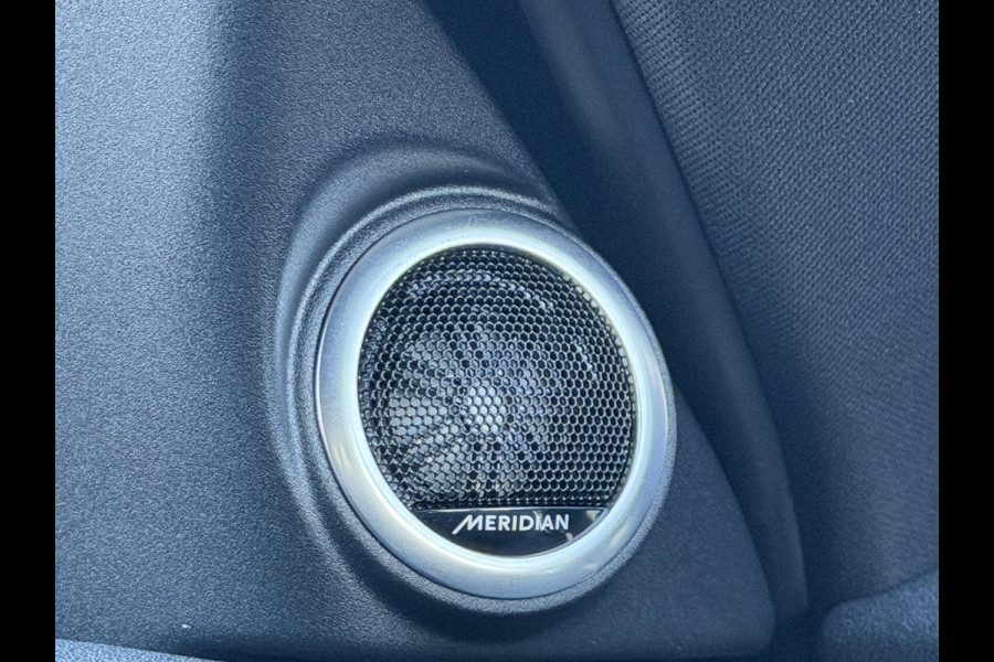 Land Rover Range Rover Evoque 1.5 P300e AWD R-Dynamic SE Black Style|Schuif/Kantel dak|Sfeer|Meridian|Memory|ACC|Winterpakket|Trekhaak