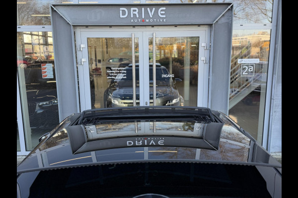 Land Rover Range Rover Evoque 1.5 P300e AWD R-Dynamic SE Black Style|Schuif/Kantel dak|Sfeer|Meridian|Memory|ACC|Winterpakket|Trekhaak