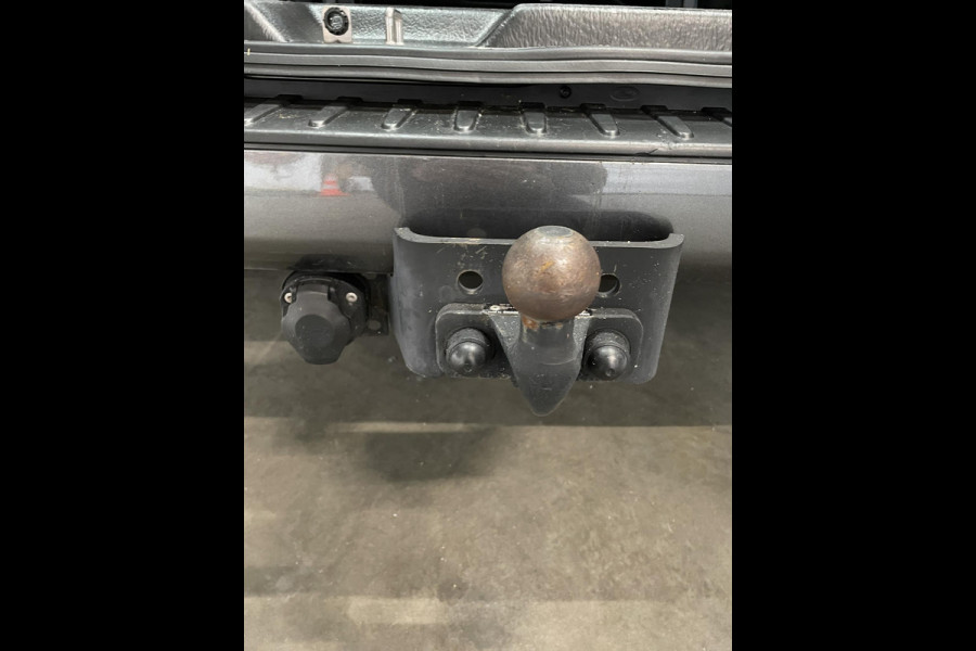 Ford Transit Custom 320 2.0 TDCI L2H1 170PK Sport Dubbele Cabine Aut. Airco ACC Bluetooth Navi Trekhaak