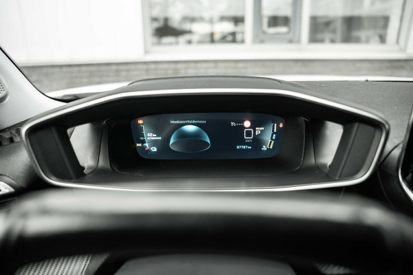 Peugeot e-2008 EV Allure 50 kWh