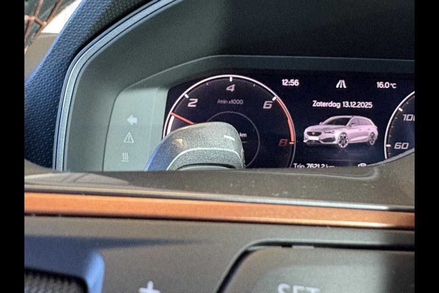 CUPRA Leon Sportstourer 1.4 e-Hybrid Business 204pk PHEV | Achteruitrijcamera | Winterset! | Side-Assist | Navigatie | Climate control |  Stoel- & Stuurverwarming | 18" lichtmetalen velgen |