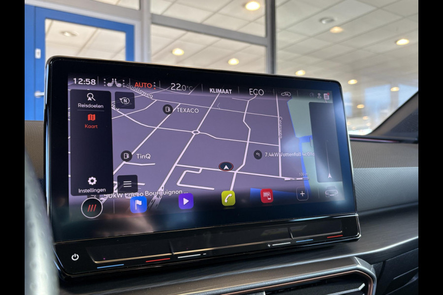 CUPRA Leon Sportstourer 1.4 e-Hybrid Business 204pk PHEV | Achteruitrijcamera | Winterset! | Side-Assist | Navigatie | Climate control |  Stoel- & Stuurverwarming | 18" lichtmetalen velgen |