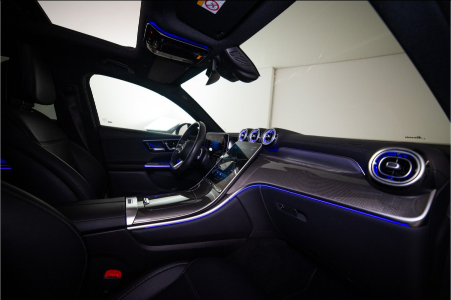 Mercedes-Benz GLC Coupé 400e 4MATIC AMG 381PK | Pano | Burmester | Sfeer | Carbon | Trekhaak | BOMVOL!