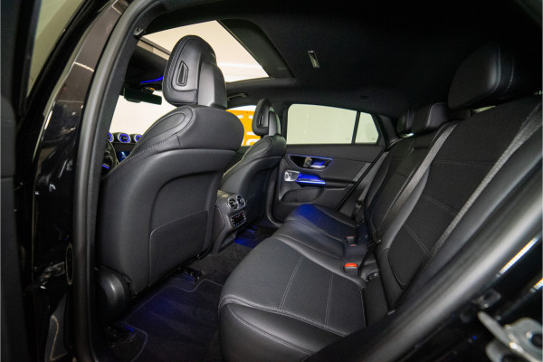 Mercedes-Benz GLC Coupé 400e 4MATIC AMG 381PK | Pano | Burmester | Sfeer | Carbon | Trekhaak | BOMVOL!