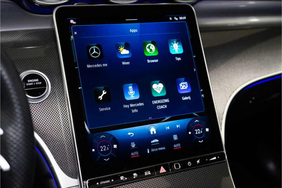 Mercedes-Benz GLC Coupé 400e 4MATIC AMG 381PK | Pano | Burmester | Sfeer | Carbon | Trekhaak | BOMVOL!