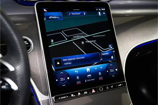 Mercedes-Benz GLC Coupé 400e 4MATIC AMG 381PK | Pano | Burmester | Sfeer | Carbon | Trekhaak | BOMVOL!