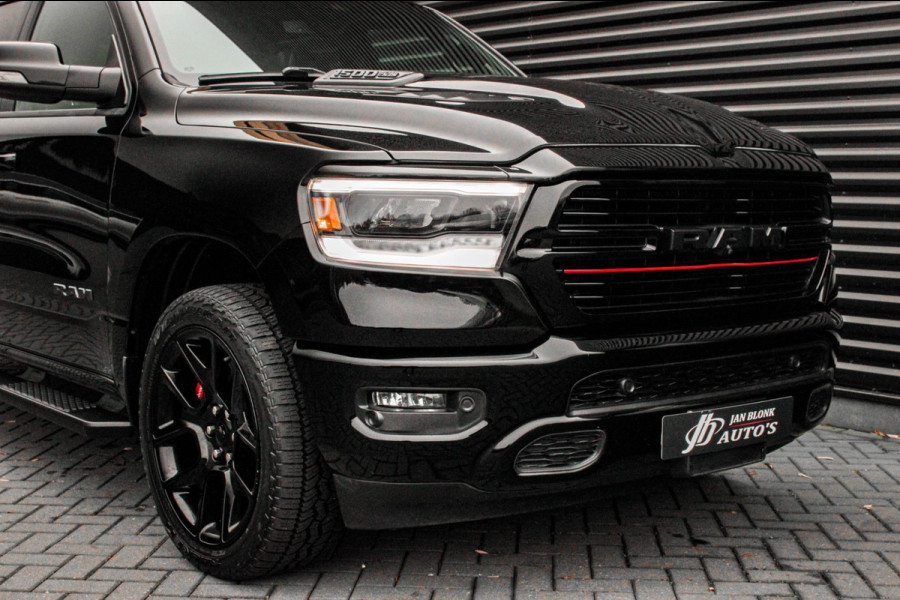 Dodge Ram 5.7 V8 HEMI 1500 BLACK EDITION / 100DKM / DIRECT RIJDEN / APPLE CARPLAY / 22 INCH / FULL BLACK / RED-LINE / SPORT / PANO