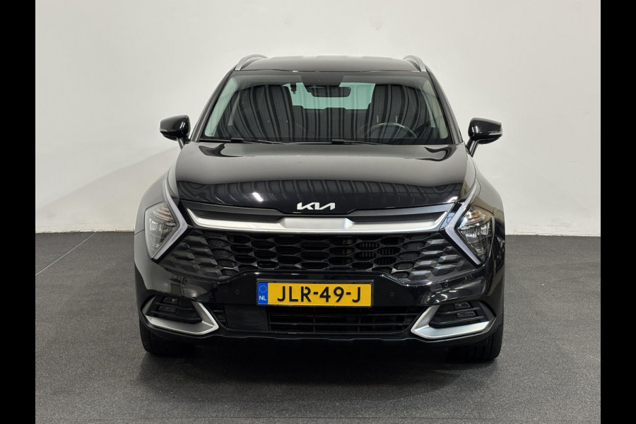 Kia Sportage 1.6 T-GDi Plug-in Hybrid AWD DynamicPlusLine Navigatie Apple Carplay/Android Auto Camera Parkeersensoren Adaptive Cruise Control Virtual Cockpit Stoelverwarming voor en achter Climate Control Lichtmetalen velgen Getinte ramen