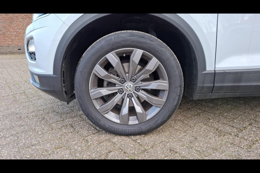 Volkswagen T-Roc 1.0 TSI Style ADAPTIVE CRUISE|PDC|LMV