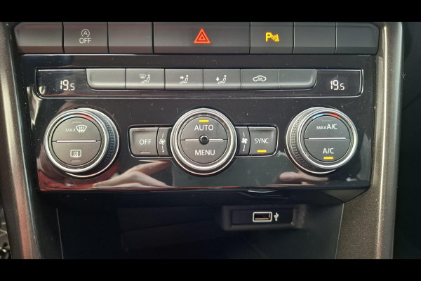 Volkswagen T-Roc 1.0 TSI Style ADAPTIVE CRUISE|PDC|LMV