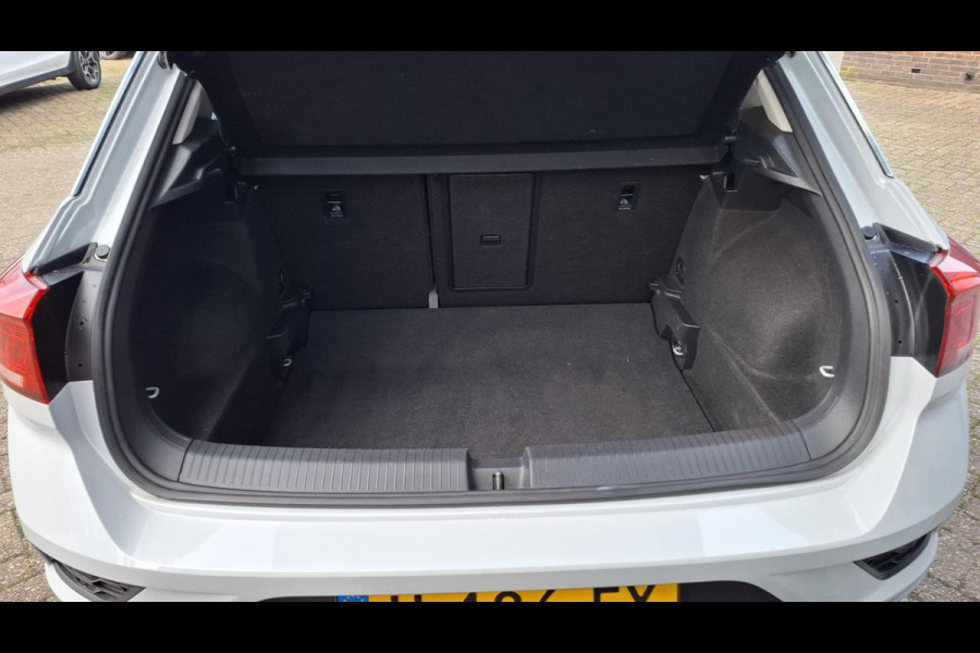 Volkswagen T-Roc 1.0 TSI Style ADAPTIVE CRUISE|PDC|LMV