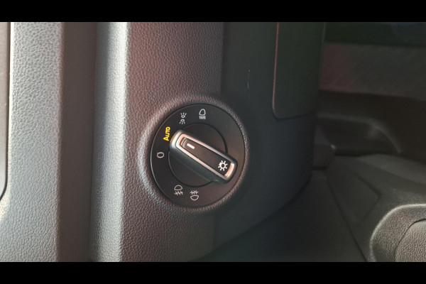 Volkswagen T-Roc 1.0 TSI Style ADAPTIVE CRUISE|PDC|LMV