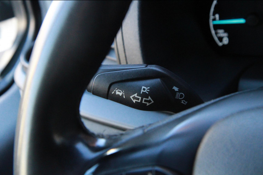 Ford Transit Custom 300 2.0 TDCI L2H1 Trend / Camera / Sync 3 / PDC / 3 zits