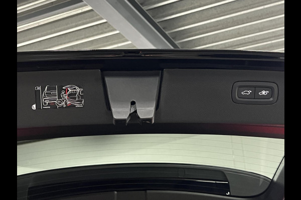 Volvo XC90 2.0 T8 Plug-in hybrid AWD Ultra Dark Luchtvering | Open dak | Head-up | Harman/Kardon | 360 Camera | Adapt. Cruise c.