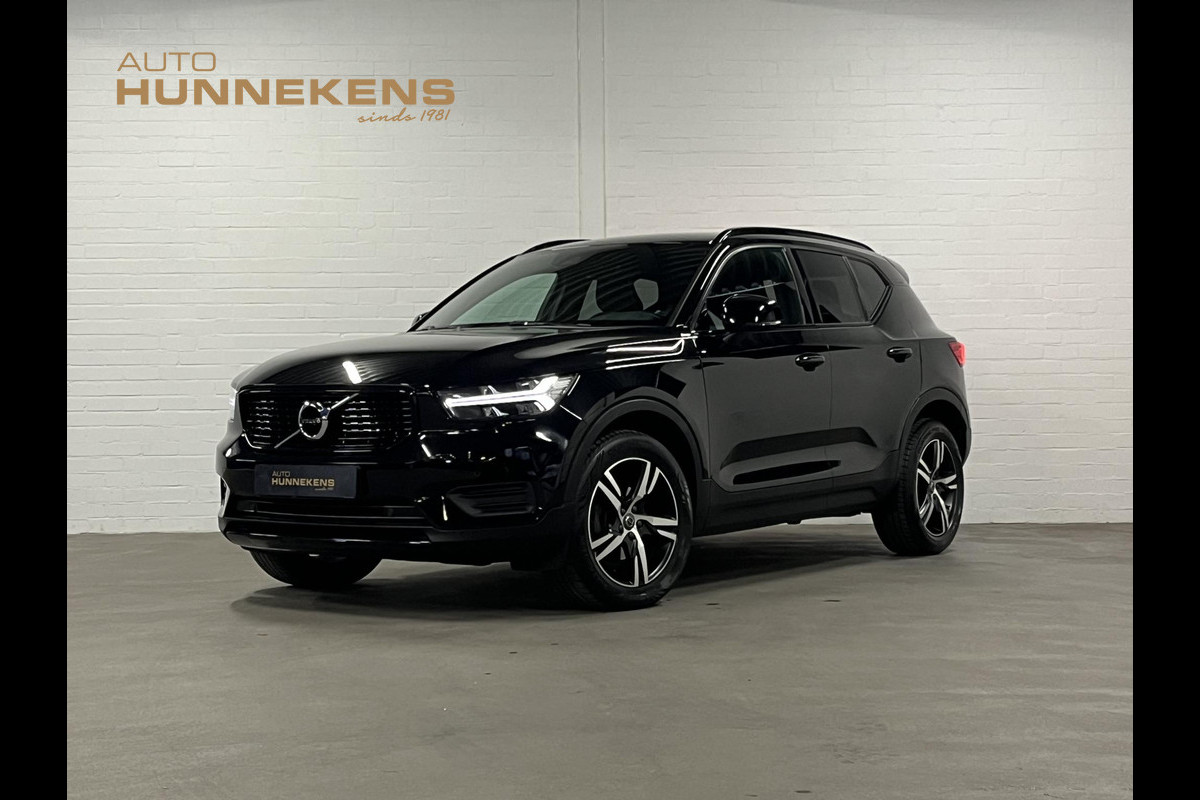 Volvo XC40 1.5 T3 R-Design Trekhaak | Cruise control | Achteruitrij camera | Stoelverwarming | Carplay