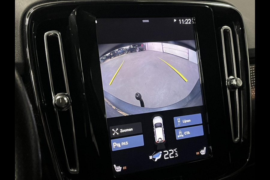 Volvo XC40 1.5 T3 R-Design Trekhaak | Cruise control | Achteruitrij camera | Stoelverwarming | Carplay