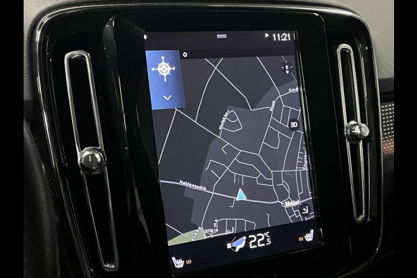 Volvo XC40 1.5 T3 R-Design Trekhaak | Cruise control | Achteruitrij camera | Stoelverwarming | Carplay