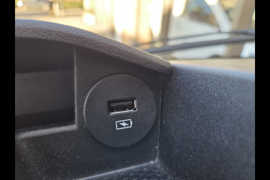 Iveco Daily 35S14 L2/H2 Koelwagen Vrieswagen -19 Carrier Xarios 350 Dag & Nacht 230V Stekker