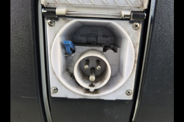 Iveco Daily 35S14 L2/H2 Koelwagen Vrieswagen -19 Carrier Xarios 350 Dag & Nacht 230V Stekker