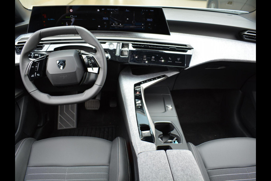 Peugeot E-3008 Allure 73 kWh Avantage | Navigatie | Carplay | Camera