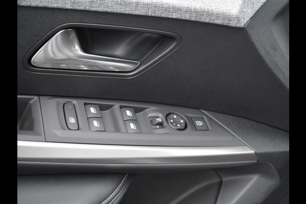 Peugeot E-3008 Allure 73 kWh Avantage | Navigatie | Carplay | Camera