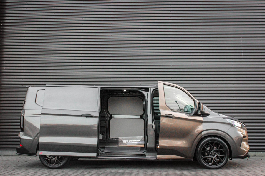 Ford Transit Custom 320 2.0 TDCI L2H1 AUTOMAAT 170PK JB- EDITION / FULL BLACK / APPLE CARPLAY / 3- ZITS / MY2024 / DIRECT RIJDEN