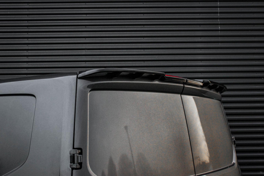 Ford Transit Custom 320 2.0 TDCI L2H1 AUTOMAAT 170PK JB- EDITION / FULL BLACK / APPLE CARPLAY / 3- ZITS / MY2024 / DIRECT RIJDEN