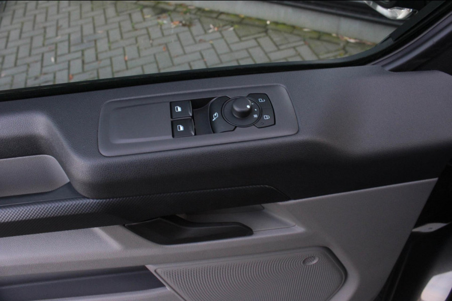 Ford Transit Custom 320 2.0 TDCI L2H1 AUTOMAAT 170PK JB- EDITION / FULL BLACK / APPLE CARPLAY / 3- ZITS / MY2024 / DIRECT RIJDEN