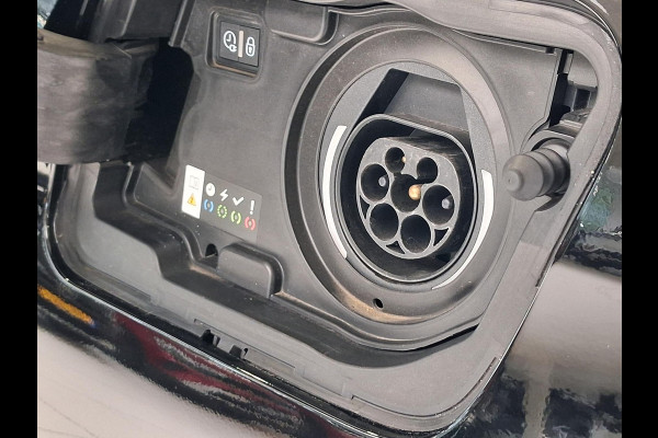 Peugeot 3008 1.6 HYbrid 225 Blue Lease GT Automaat | Leder | Navigatie | 360° Camera | Kofferklep elektrisch | Keyless Entry |