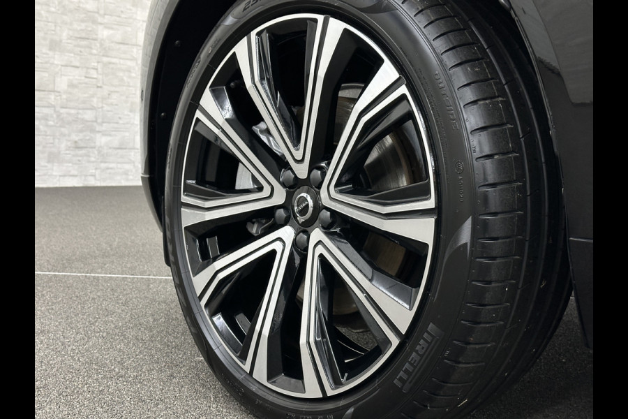 Volvo XC60 350PK Ultimate Bright | Bowers & Wilkins | Luchtvering | Panorama | Massage | ACC | 360 Camera | T6 | Stoelventilatie | Head-Up | Keyless-Entry | Orrefors Glaspook | Pilot-Assist | Stoelverwarming V+A | Stand-Kachel | Memory | Stuurverwarming | Dodehoek | Leder Dashboard | Carplay |